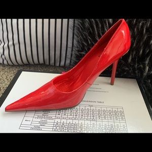 Ellie size 5 pumps